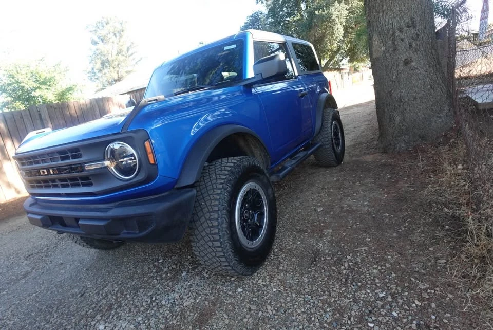 2023 Ford Bronco 6th Gen - Image 2 of 7