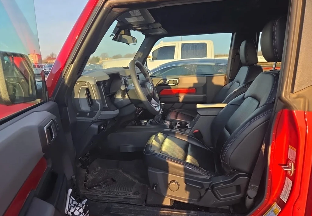 2023 Ford Bronco 6th Gen - Image 4 of 10
