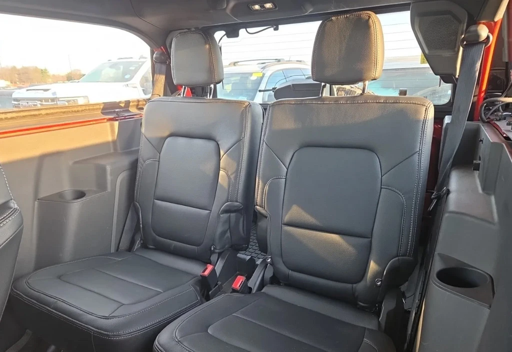 2023 Ford Bronco 6th Gen - Image 6 of 10