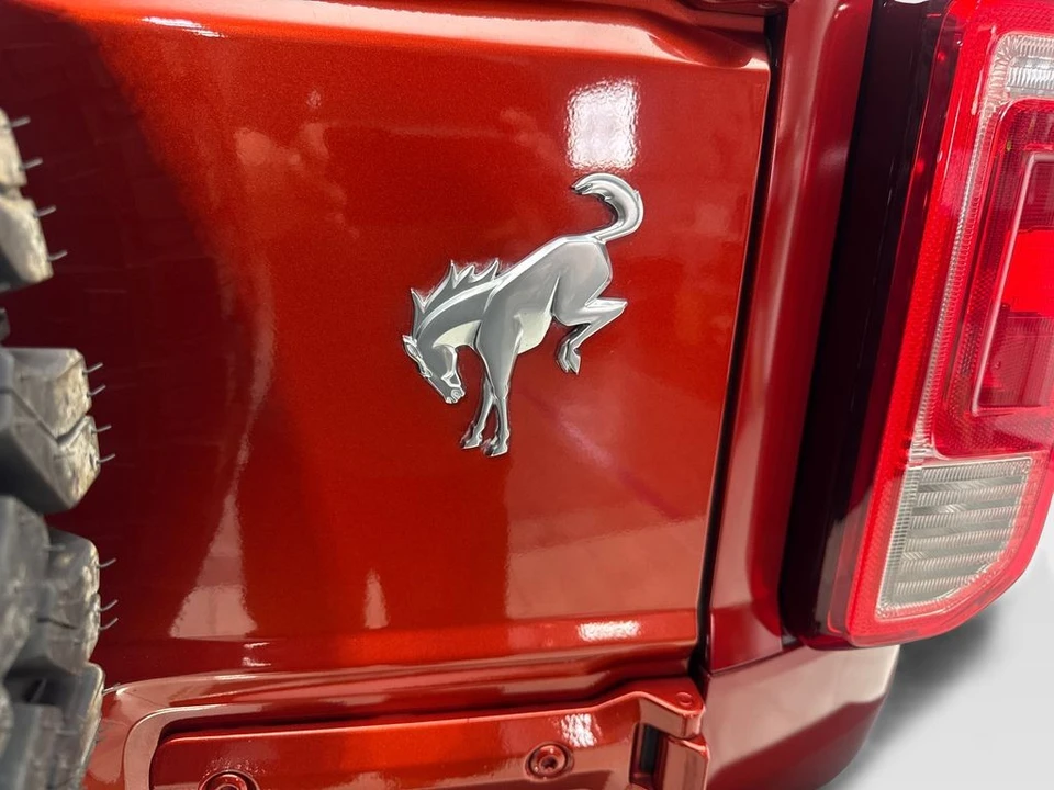 2023 Ford Bronco 6th Gen - Image 24 of 31