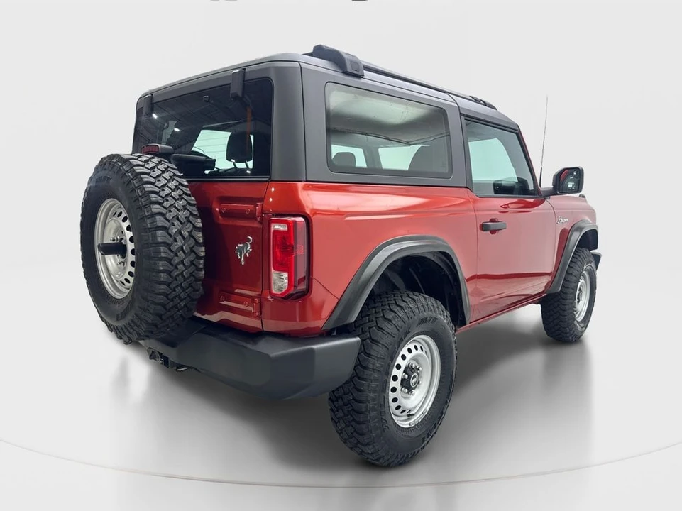 2023 Ford Bronco 6th Gen - Image 6 of 31