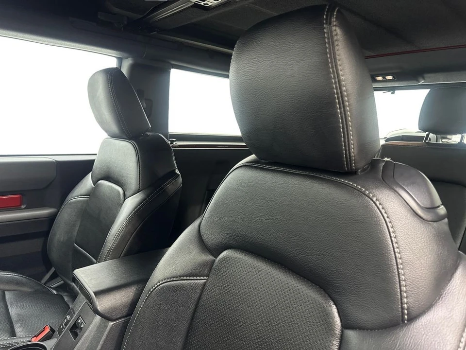 2023 Ford Bronco 6th Gen - Image 28 of 31