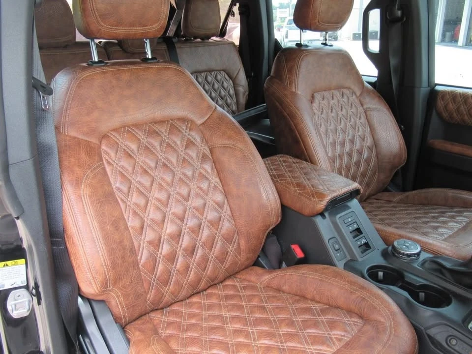 2023 Ford Bronco 6th Gen - Image 9 of 10