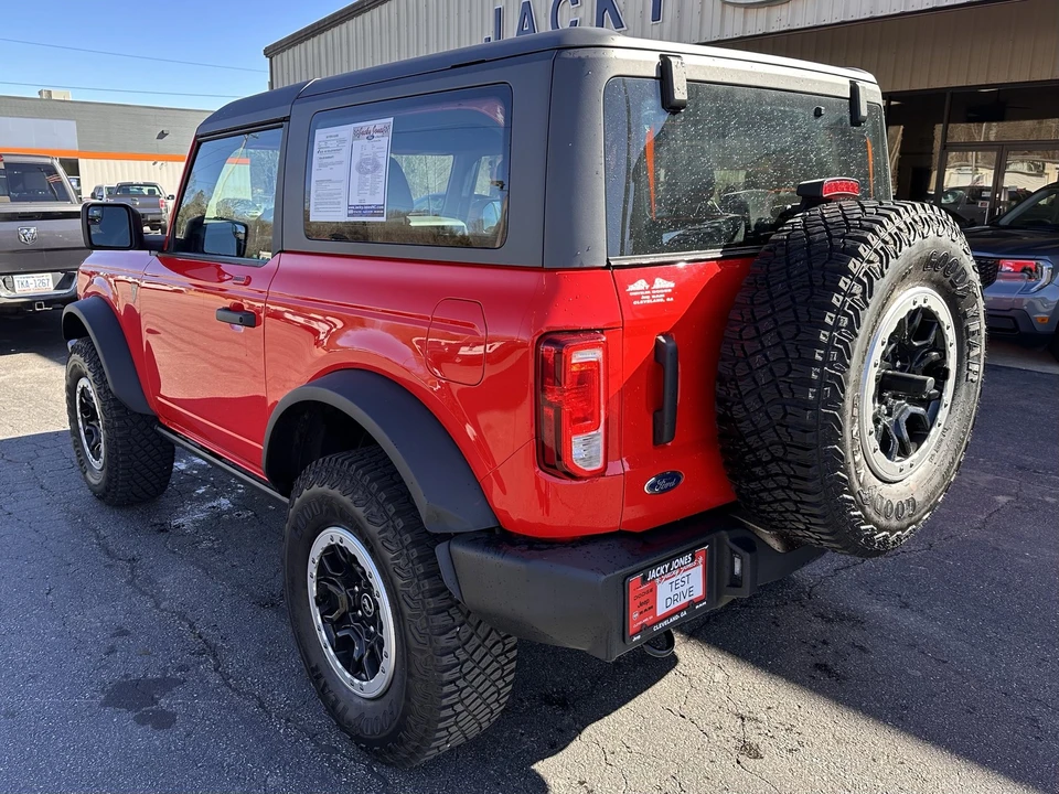 2023 Ford Bronco 6th Gen - Image 8 of 12