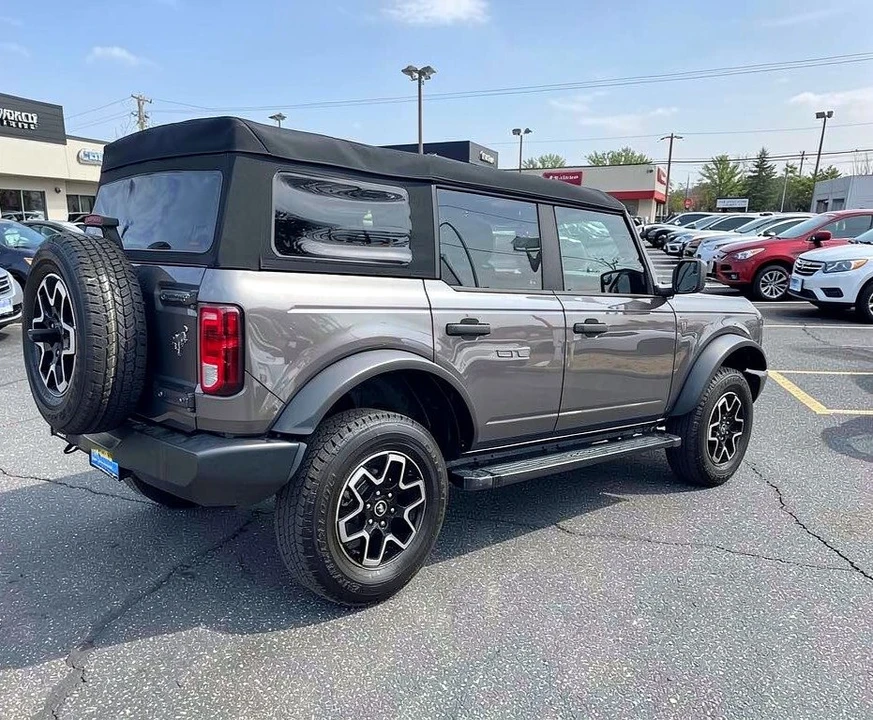 2023 Ford Bronco 6th Gen - Image 7 of 13