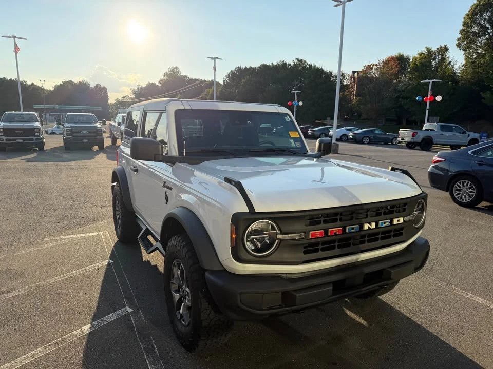 2023 Ford Bronco 6th Gen - Image 2 of 8