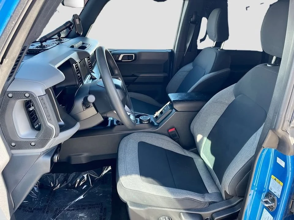 2023 Ford Bronco 6th Gen - Image 19 of 20