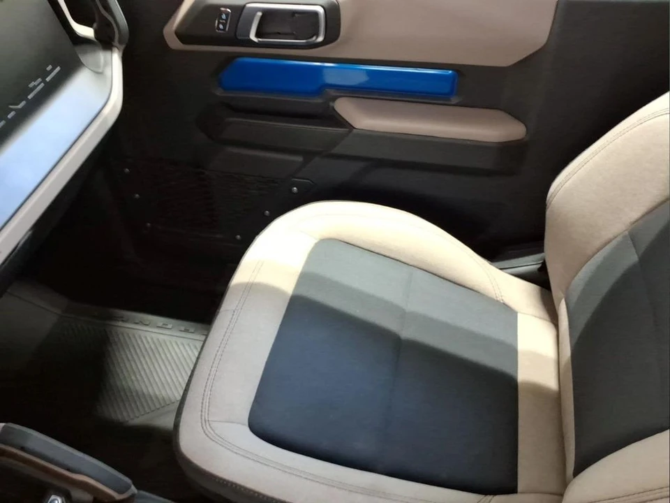 2023 Ford Bronco 6th Gen - Image 22 of 24