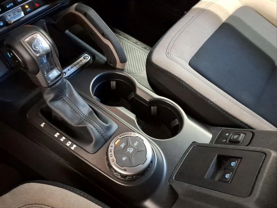 2023 Ford Bronco 6th Gen - Image 14 of 24
