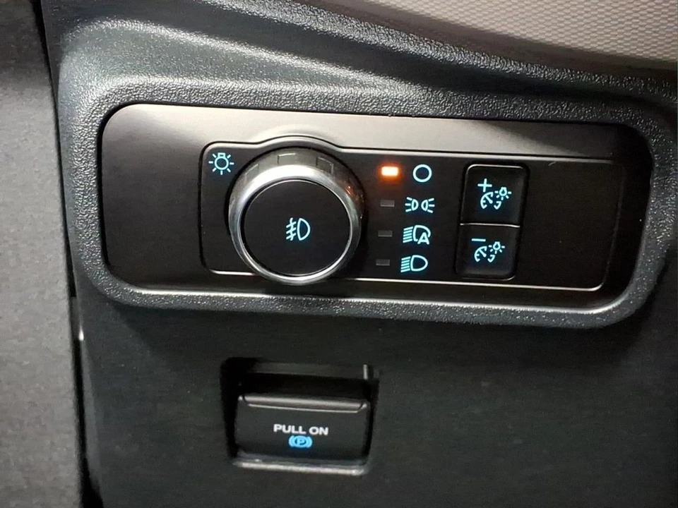 2023 Ford Bronco 6th Gen - Image 17 of 24
