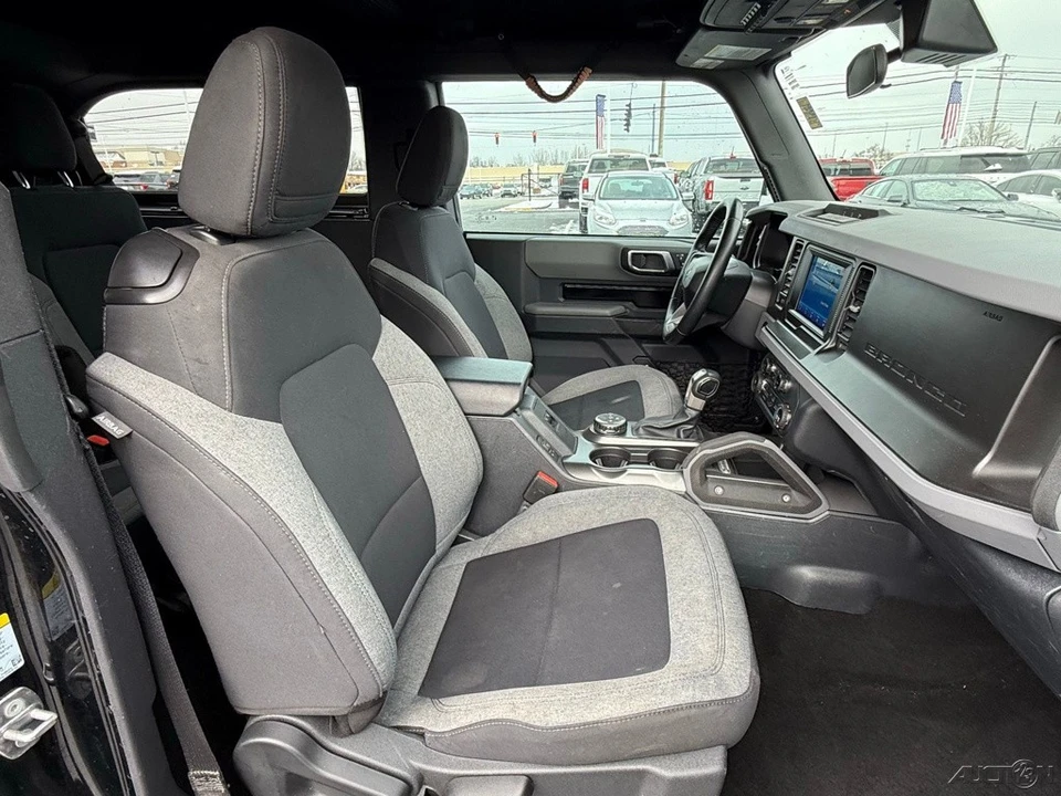 2023 Ford Bronco 6th Gen - Image 15 of 24
