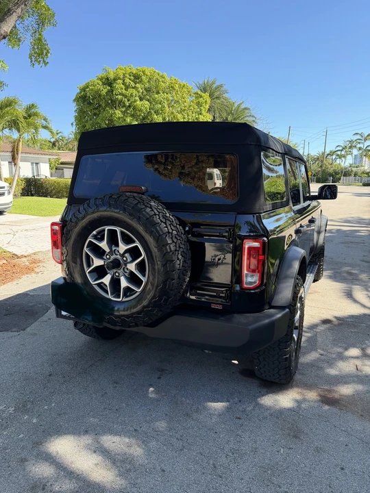 2023 Ford Bronco 6th Gen - Image 8 of 26