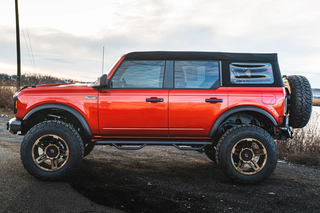 2023 Ford Bronco 6th Gen - Image 3 of 31