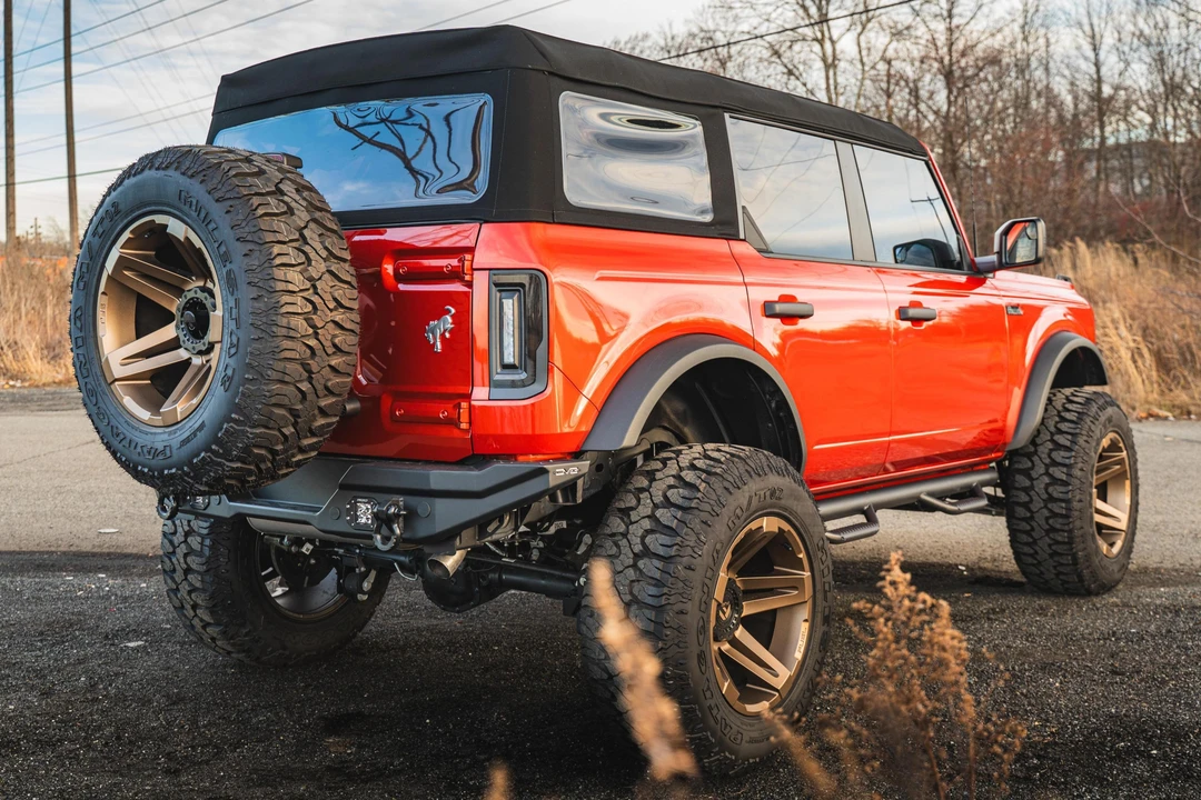2023 Ford Bronco 6th Gen - Image 4 of 31