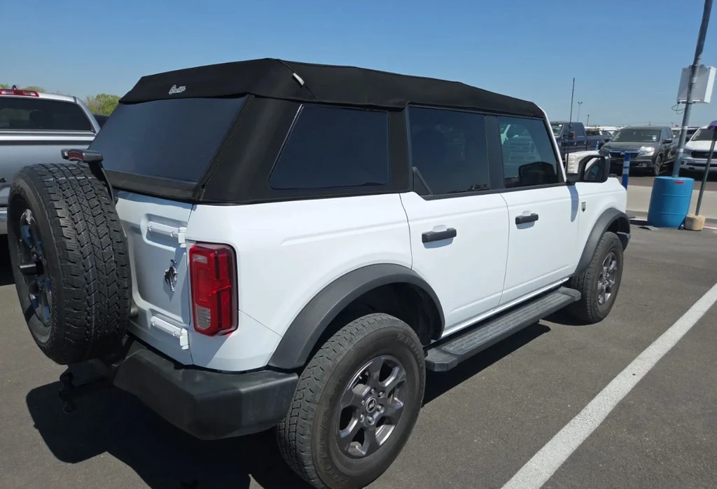 2023 Ford Bronco 6th Gen - Image 2 of 10
