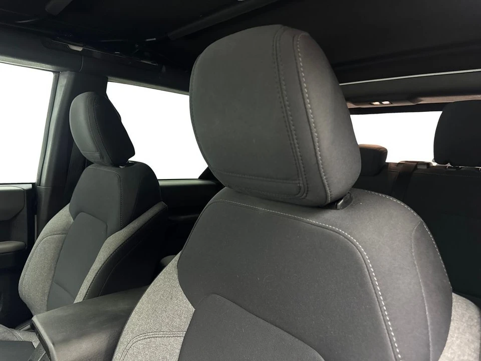 2023 Ford Bronco 6th Gen - Image 28 of 31