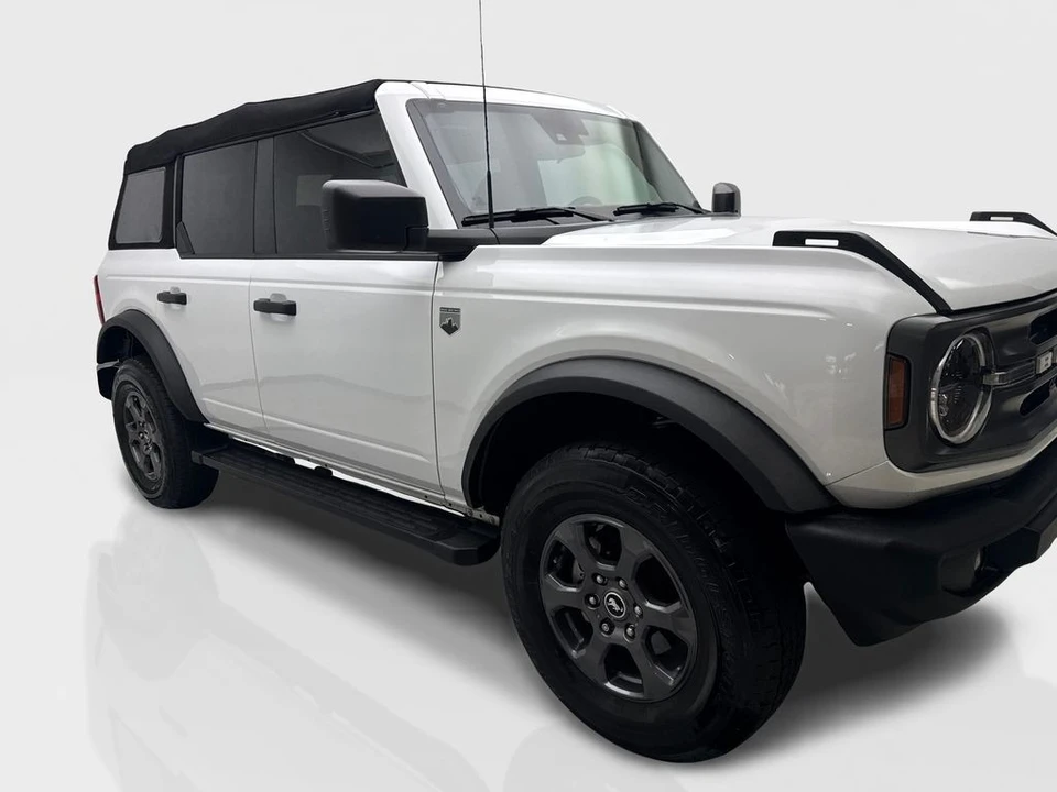2023 Ford Bronco 6th Gen - Image 12 of 21