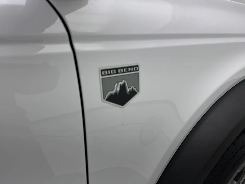 2023 Ford Bronco 6th Gen - Image 25 of 31