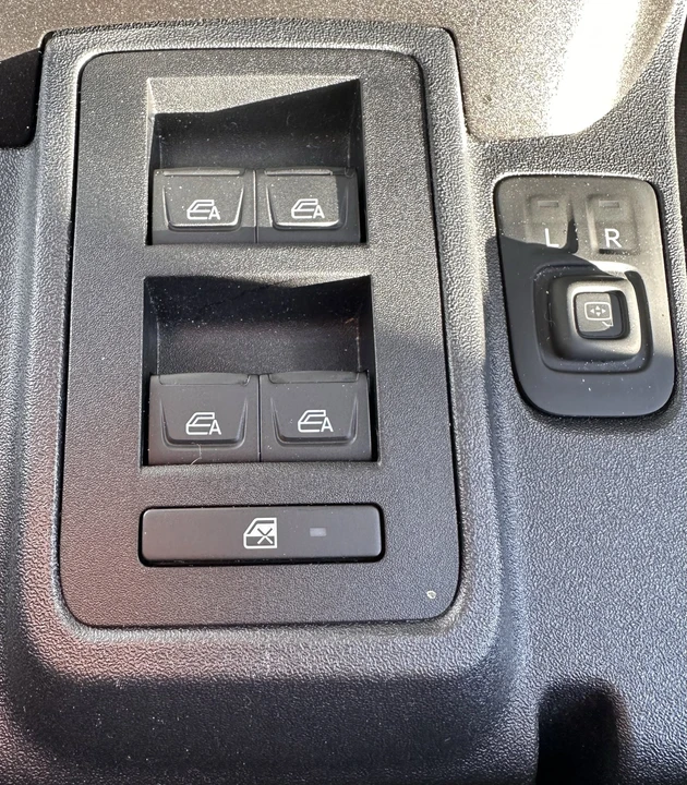 2023 Ford Bronco 6th Gen - Image 19 of 21