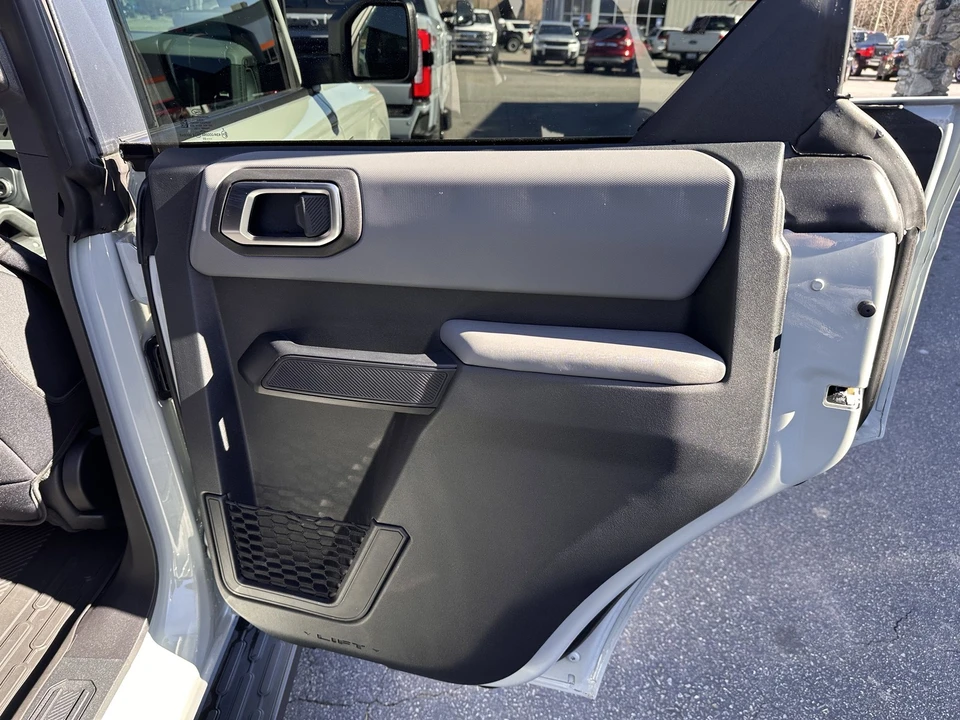 2023 Ford Bronco 6th Gen - Image 15 of 21