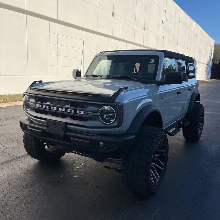 2023 Ford Bronco 6th Gen - Image 5 of 12