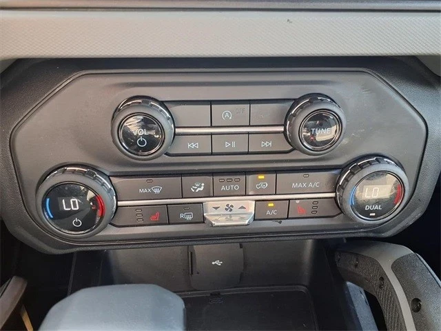2023 Ford Bronco 6th Gen - Image 7 of 21