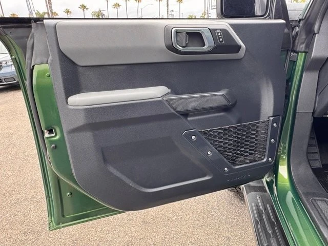 2023 Ford Bronco 6th Gen - Image 15 of 30