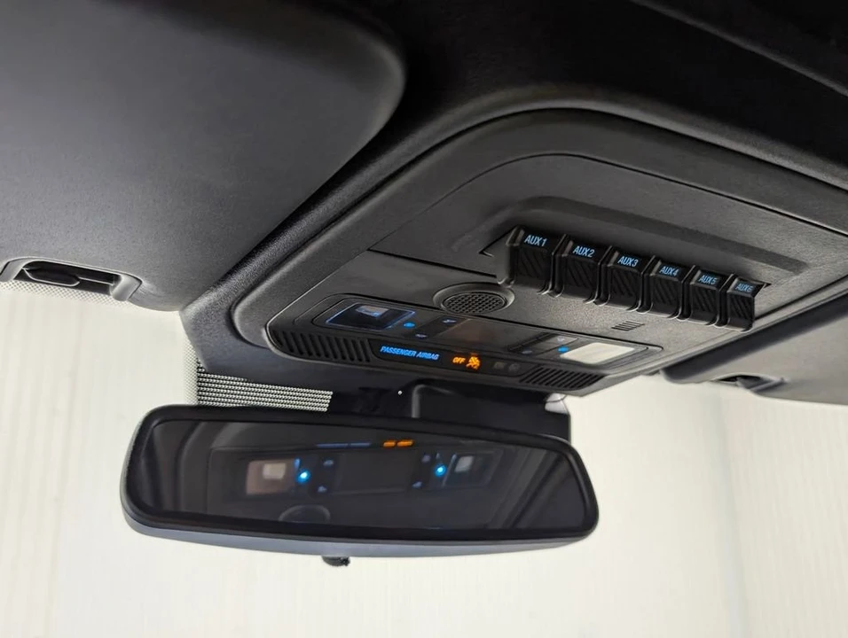 2023 Ford Bronco 6th Gen - Image 9 of 31