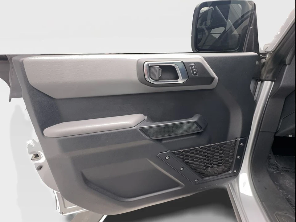 2023 Ford Bronco 6th Gen - Image 20 of 31