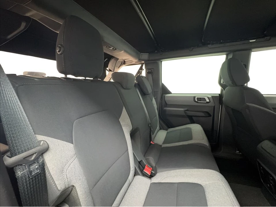 2023 Ford Bronco 6th Gen - Image 25 of 31