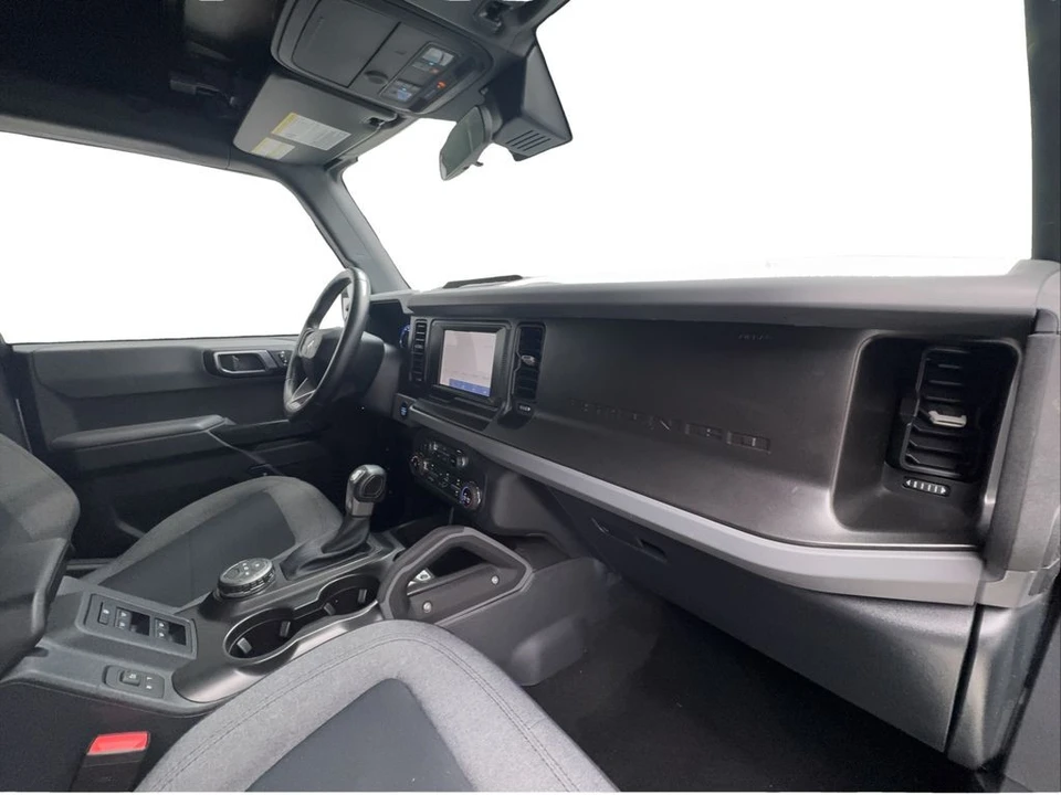 2023 Ford Bronco 6th Gen - Image 28 of 31