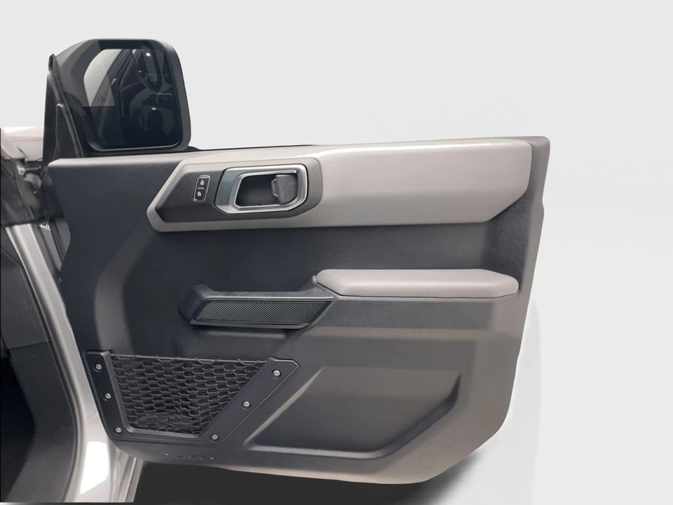 2023 Ford Bronco 6th Gen - Image 30 of 31