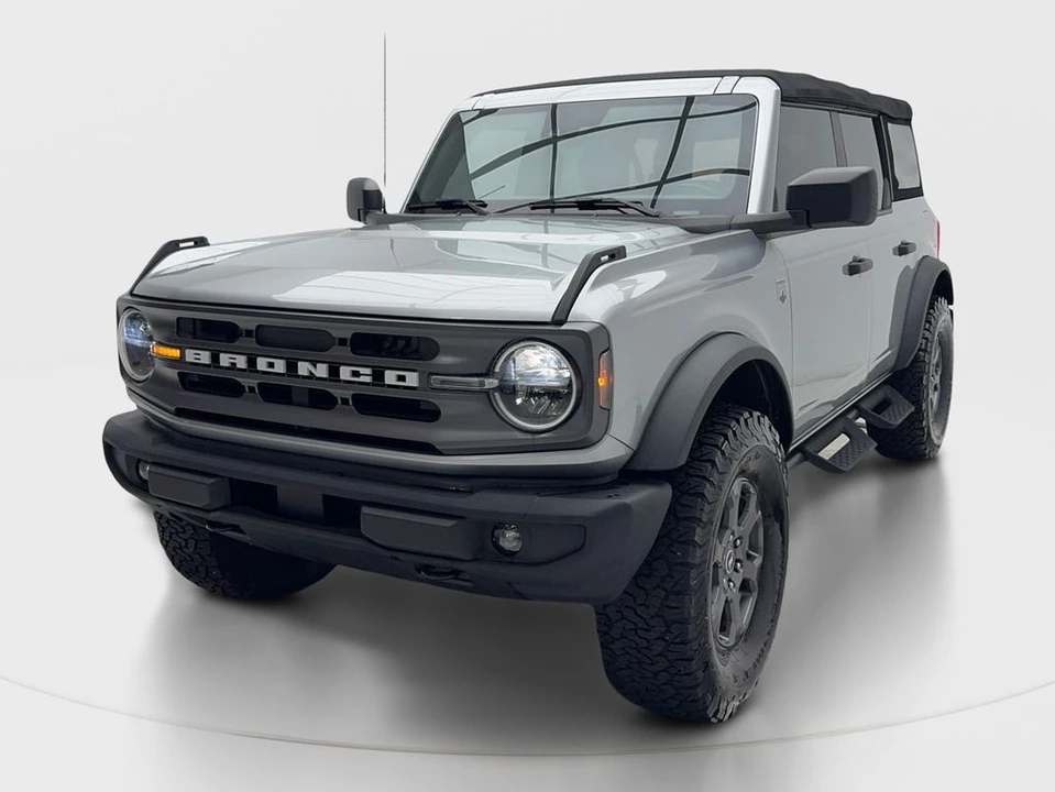2023 Ford Bronco 6th Gen - Image 4 of 31