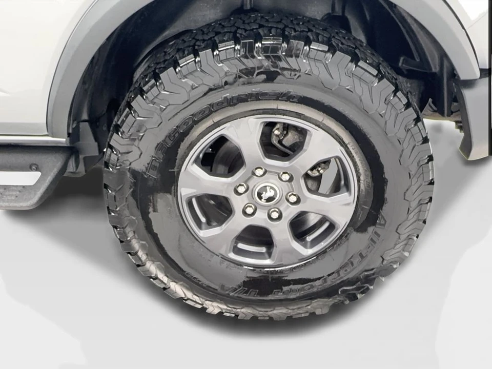 2023 Ford Bronco 6th Gen - Image 11 of 31