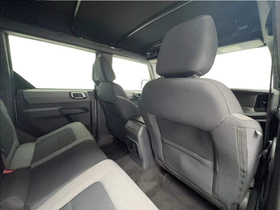 2023 Ford Bronco 6th Gen - Image 26 of 31