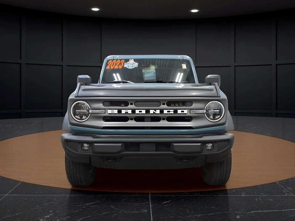 2023 Ford Bronco 6th Gen - Image 2 of 27