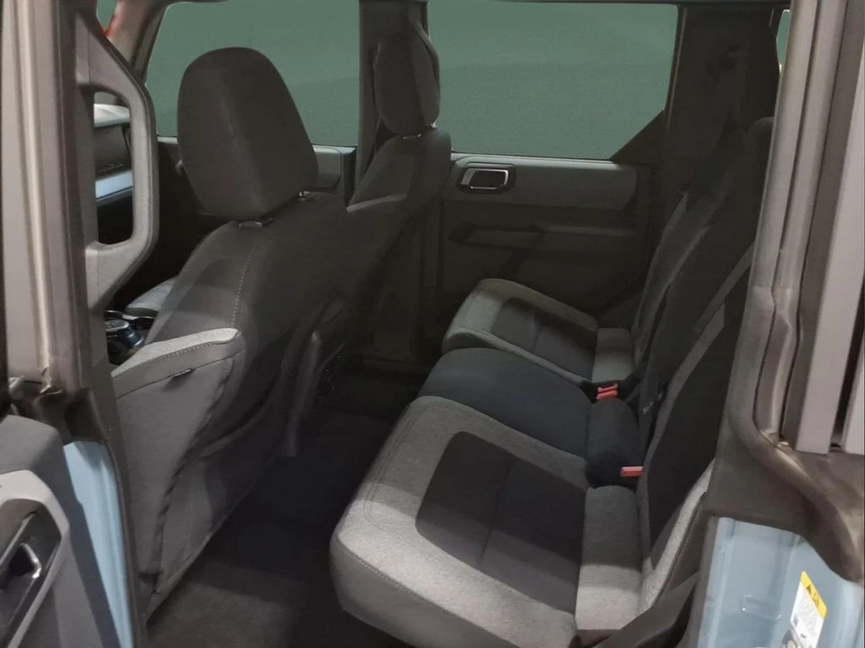 2023 Ford Bronco 6th Gen - Image 26 of 27