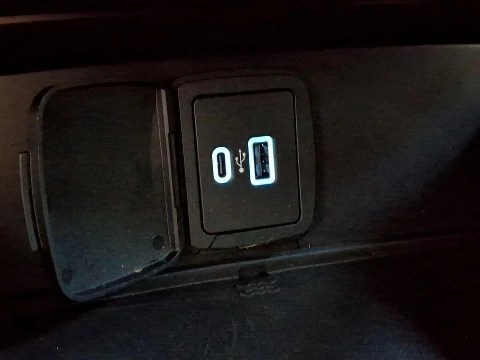 2023 Ford Bronco 6th Gen - Image 11 of 27