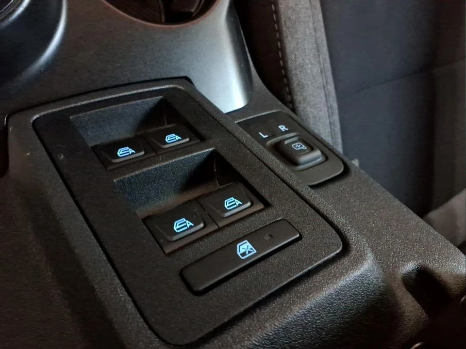2023 Ford Bronco 6th Gen - Image 15 of 27