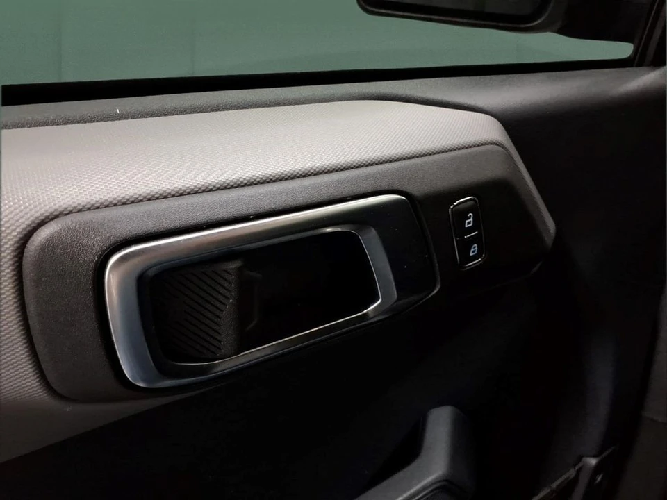 2023 Ford Bronco 6th Gen - Image 16 of 27