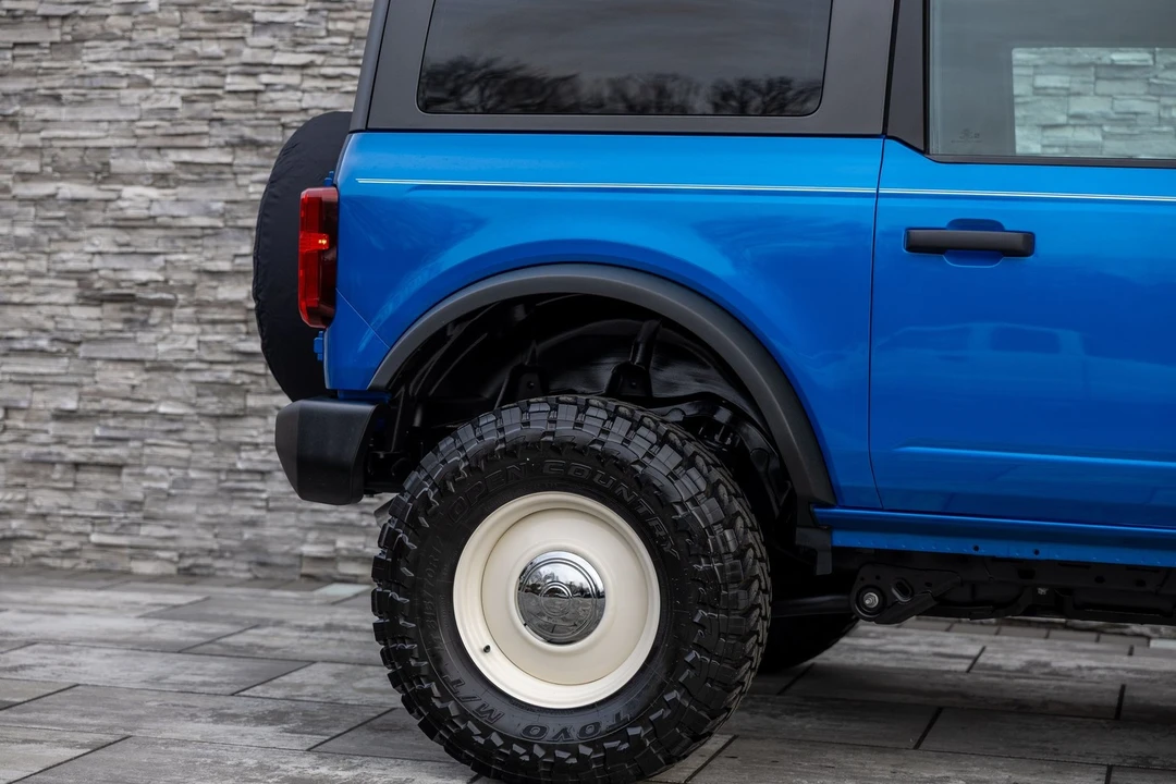 2023 Ford Bronco 6th Gen - Image 13 of 21