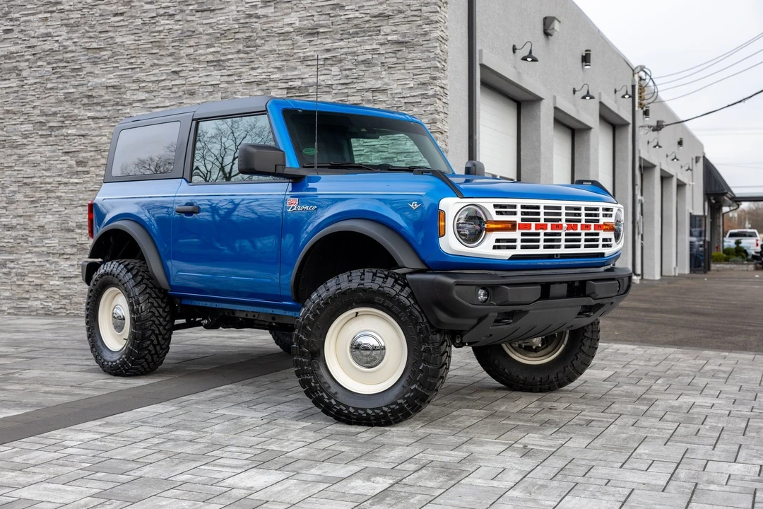 2023 Ford Bronco 6th Gen - Image 4 of 21