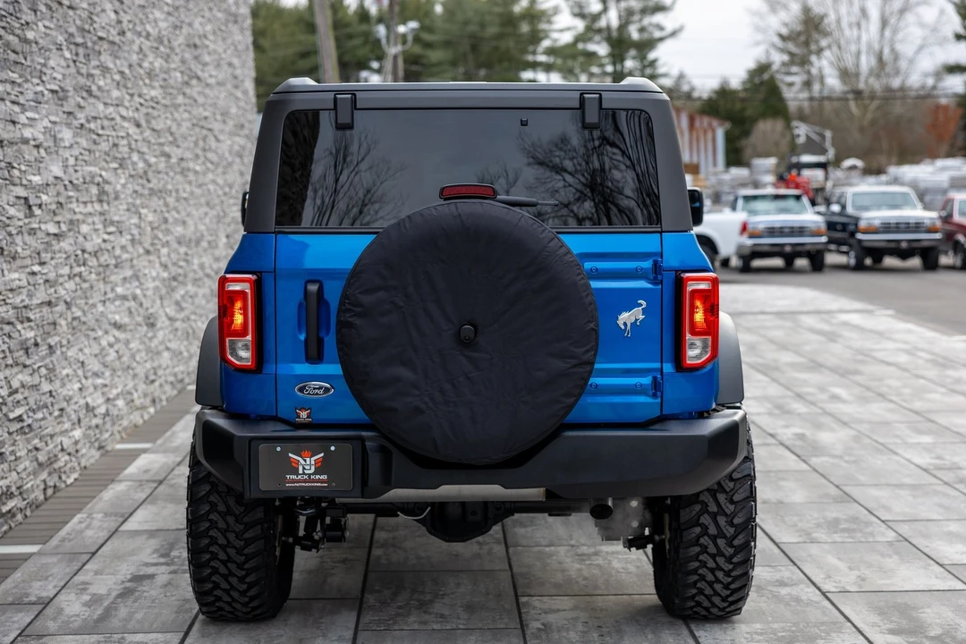 2023 Ford Bronco 6th Gen - Image 16 of 21