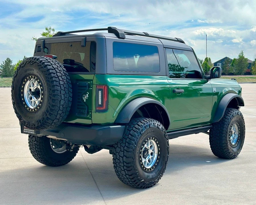 2023 Ford Bronco 6th Gen - Image 5 of 12