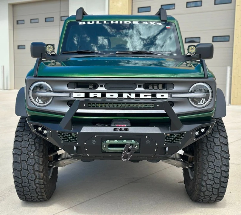 2023 Ford Bronco 6th Gen - Image 2 of 12