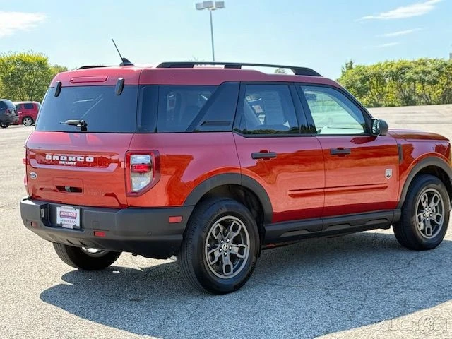 2023 Ford Bronco 6th Gen - Image 6 of 12