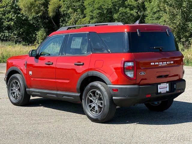 2023 Ford Bronco 6th Gen - Image 4 of 12