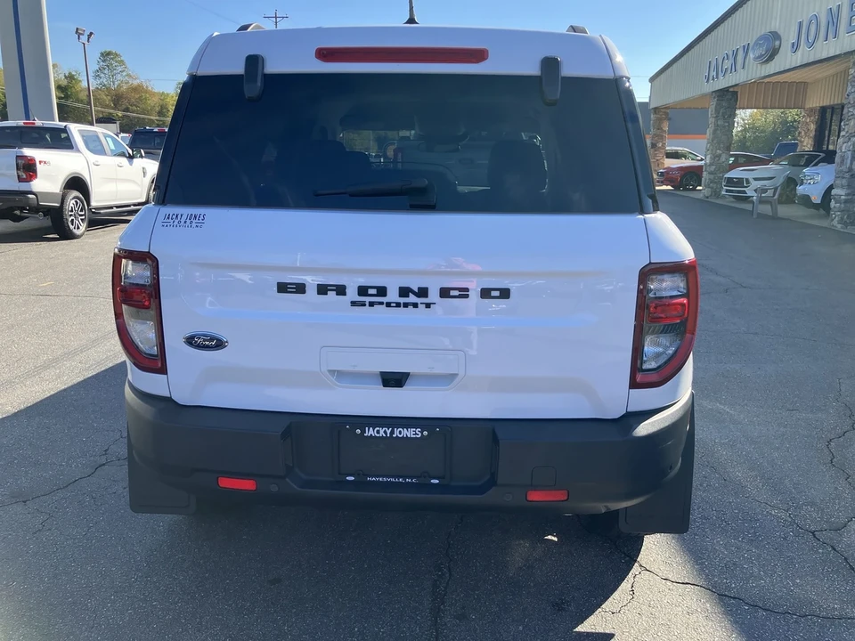 2023 Ford Bronco 6th Gen - Image 8 of 12