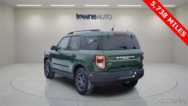 2023 Ford Bronco 6th Gen - Image 5 of 21
