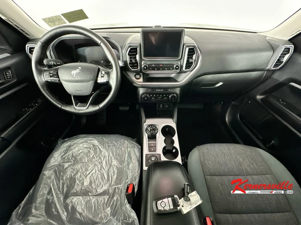 2023 Ford Bronco 6th Gen - Image 10 of 24